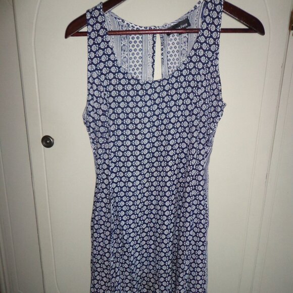 Fashion Fuse A-Line Sundress S Sleeveless Button Closure Floral Navy/White Pocke - Picture 1 of 13